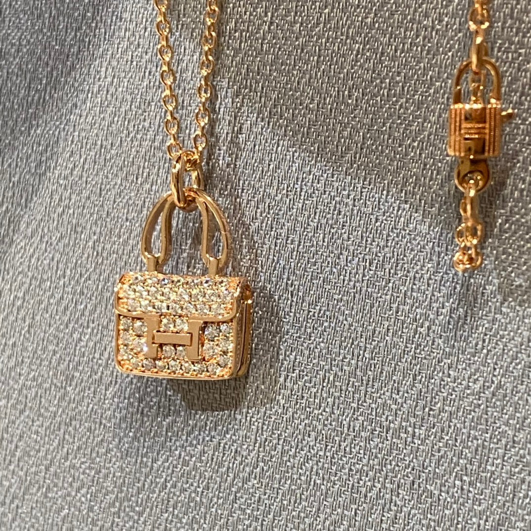 ¡®Loco¡¯CONSTANCE PEDANT DIAMOND NECKLACE