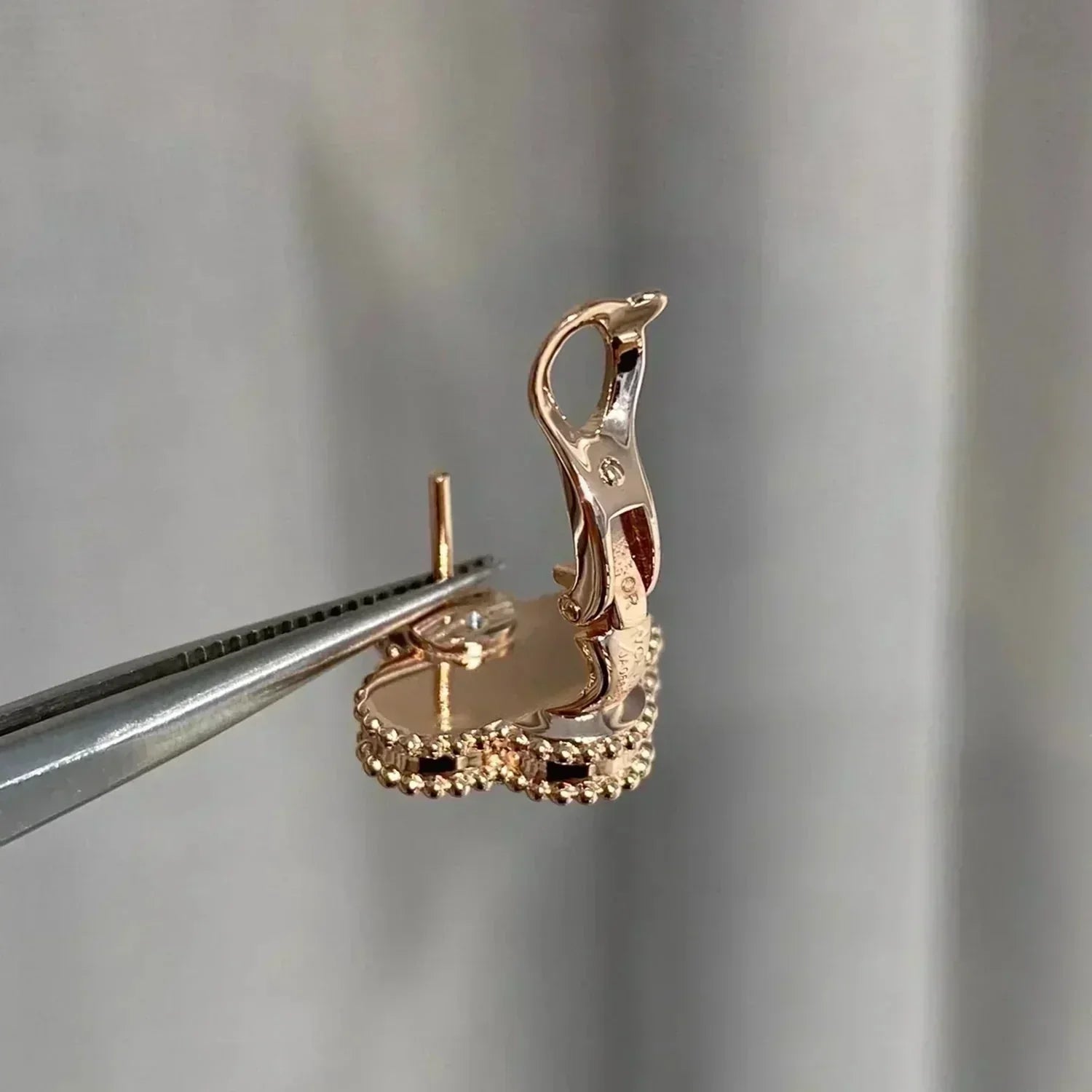 ¡®Loco¡¯CLOVER MEDIUM 1 MOTIFS  PINK MOP DIAMOND EARRINGS