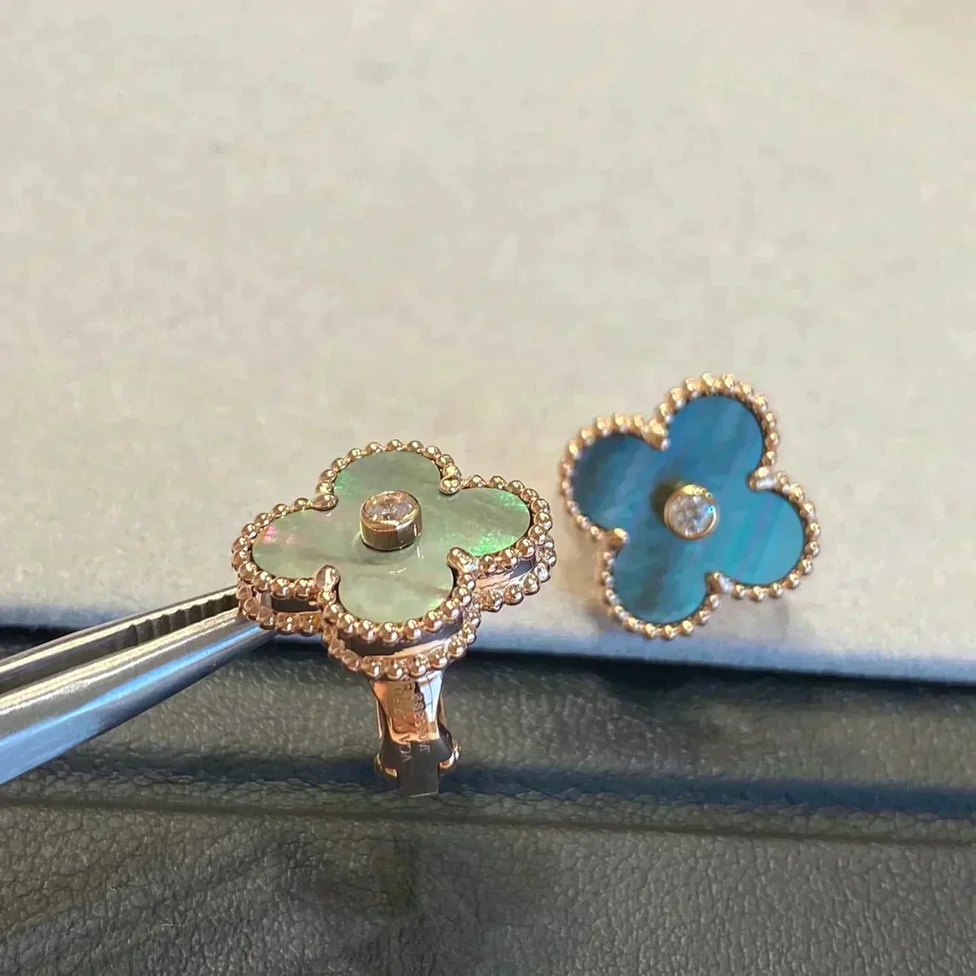 ¡®Loco¡¯CLOVER MEDIUM 1 MOTIFS GRAY MOP  DIAMOND EARRINGS