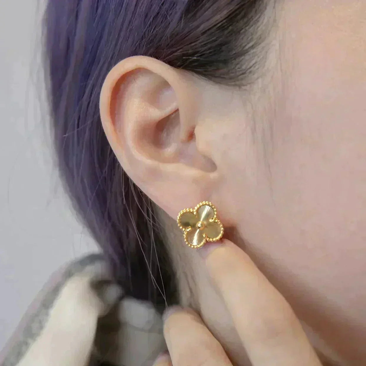 ¡®Loco¡¯CLOVER MEDIUM 1 MOTIFS LASER EARRINGS