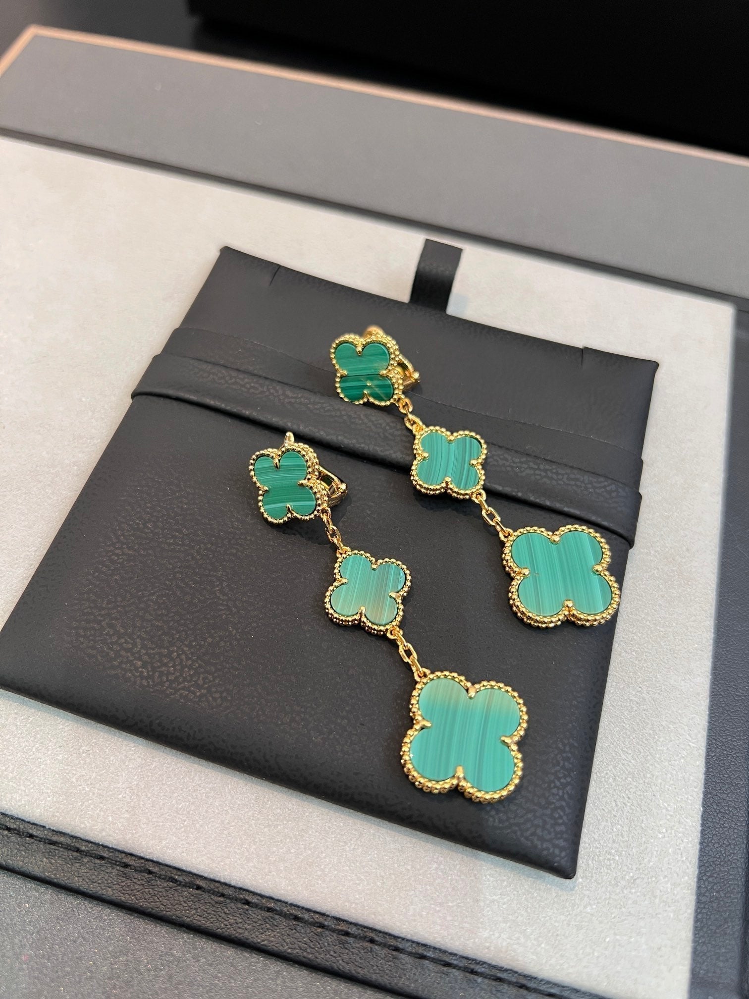 ¡®Loco¡¯CLOVER MALACHITE 3 MOTIFS GOLD