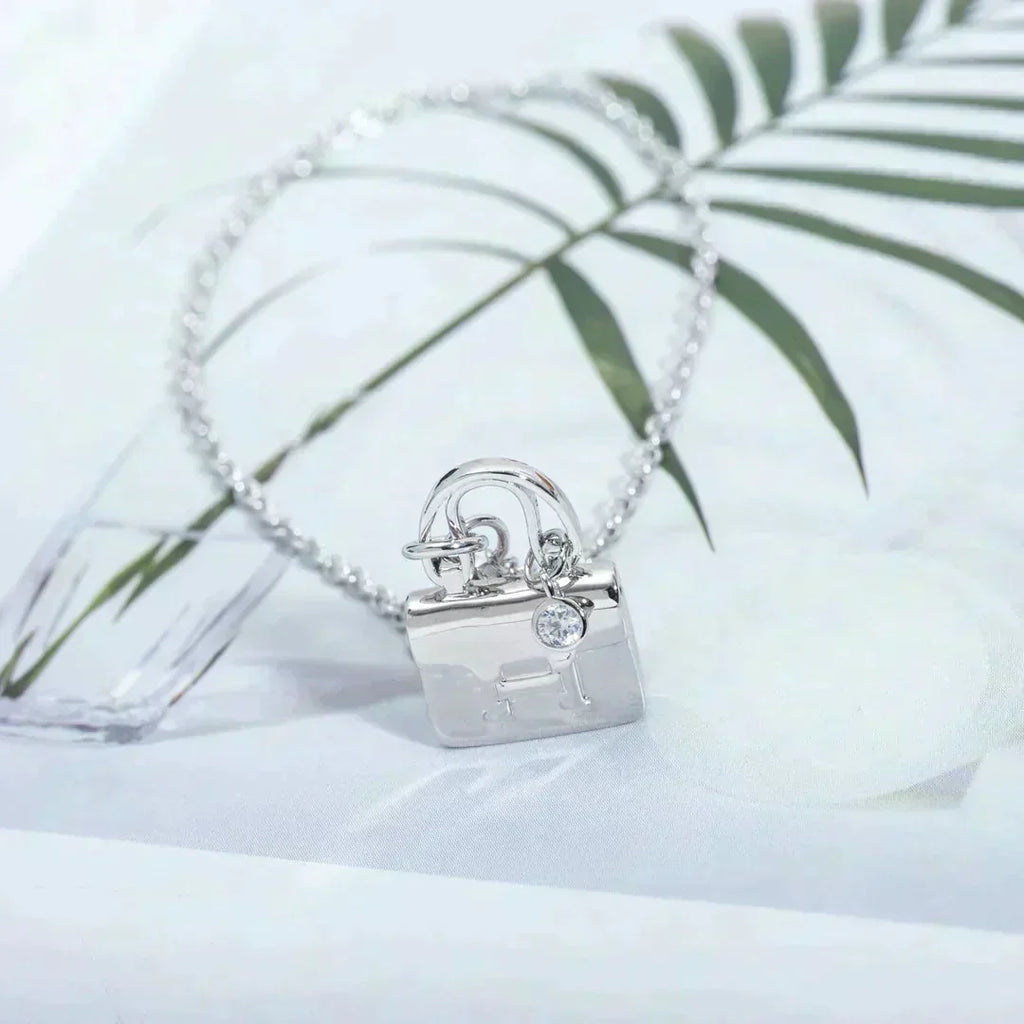 ¡®Loco¡¯AMULETTE PEDANT SILVER NECKLACE