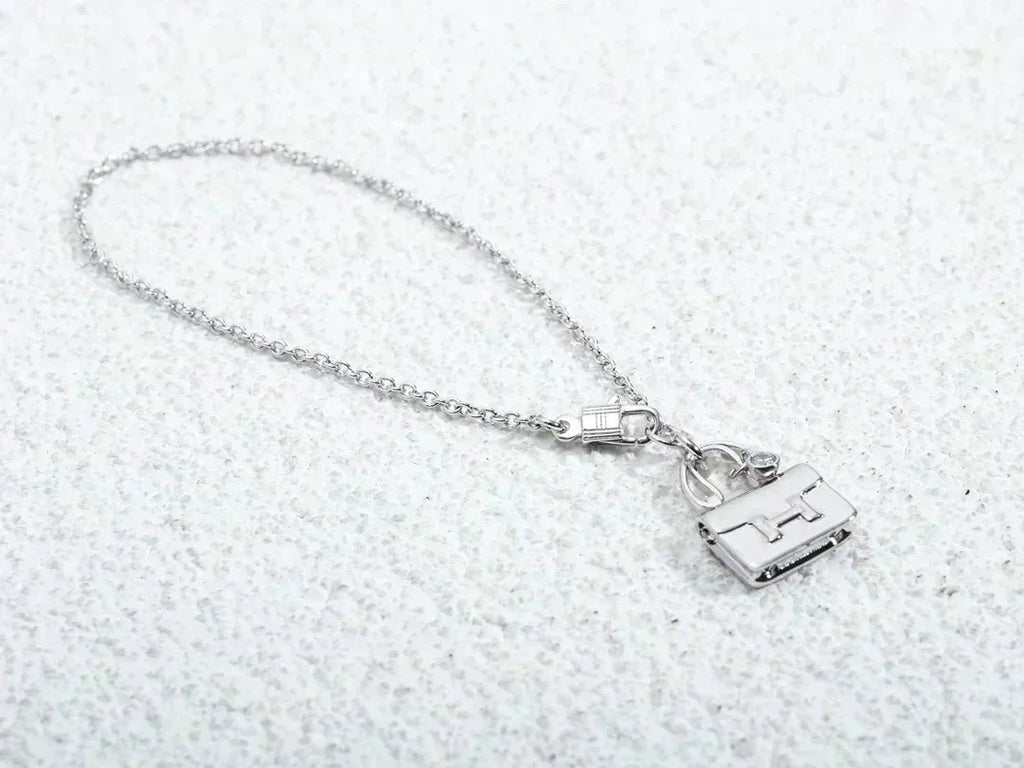 ¡®Loco¡¯AMULETTE PEDANT SILVER NECKLACE