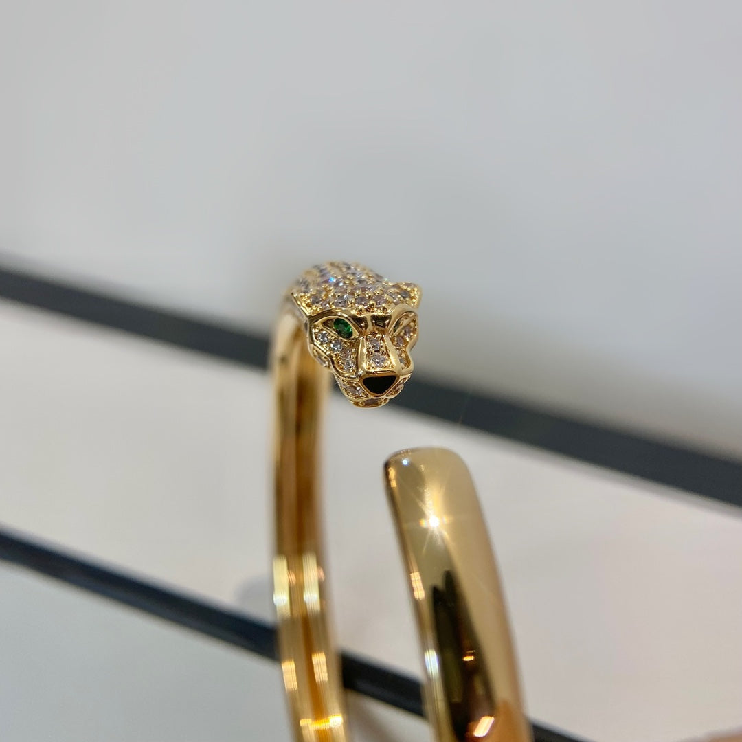 ¡®Loco¡¯PANTHERE GOLD DIAMOND OPEN BRACELET