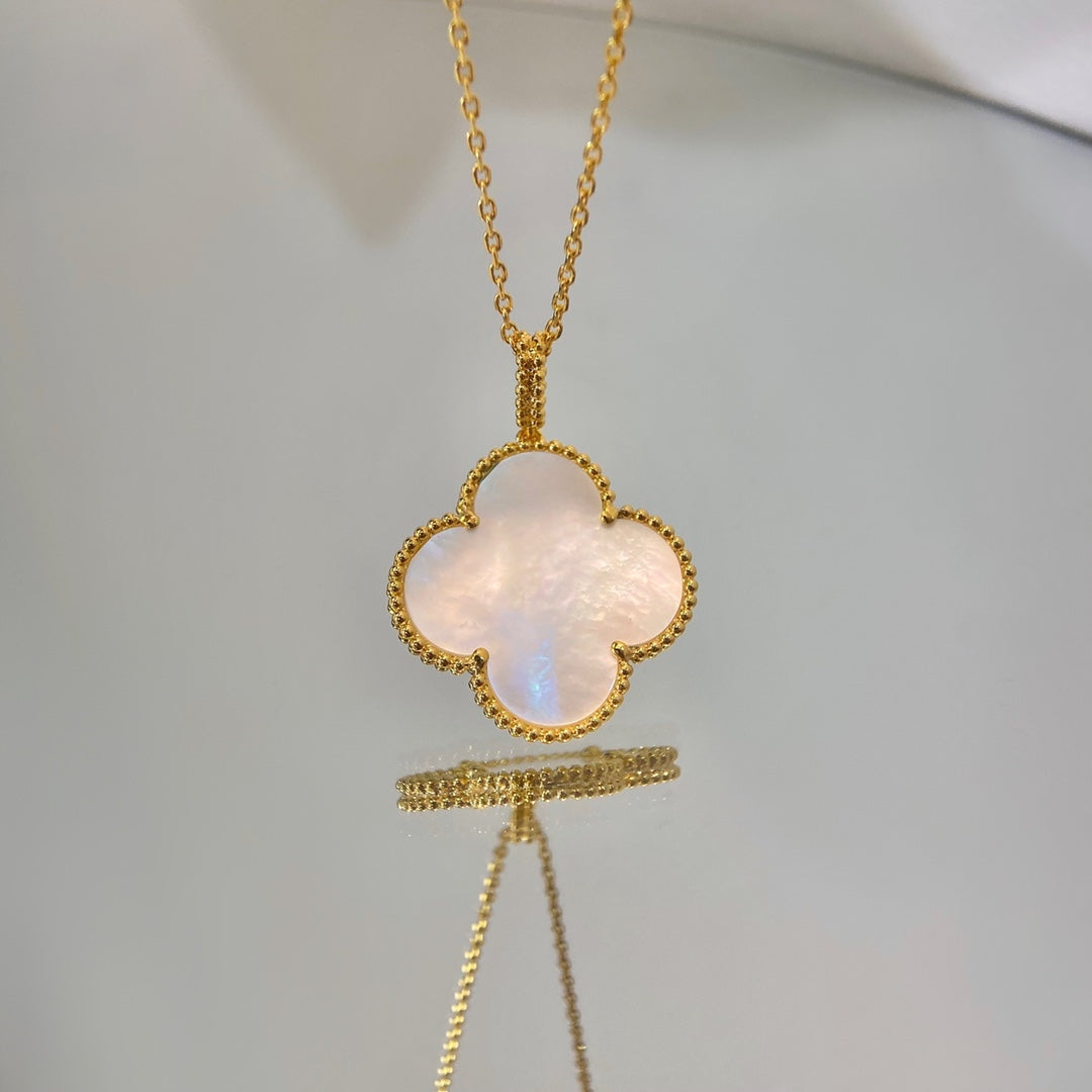 ¡®Loco¡¯CLOVER 25MM MOP LARGE PENDANT NECKLACE