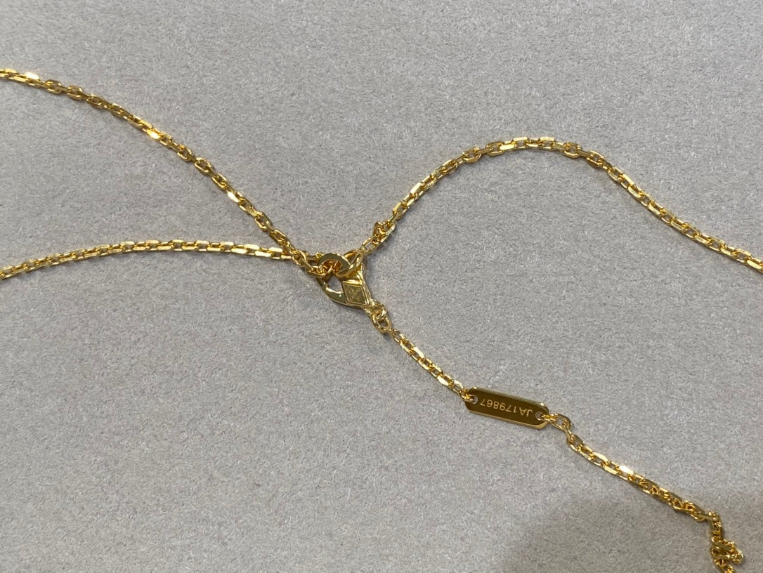 ¡®Loco¡¯CLOVER 25MM NECKLACE GOLD CARNELIAN