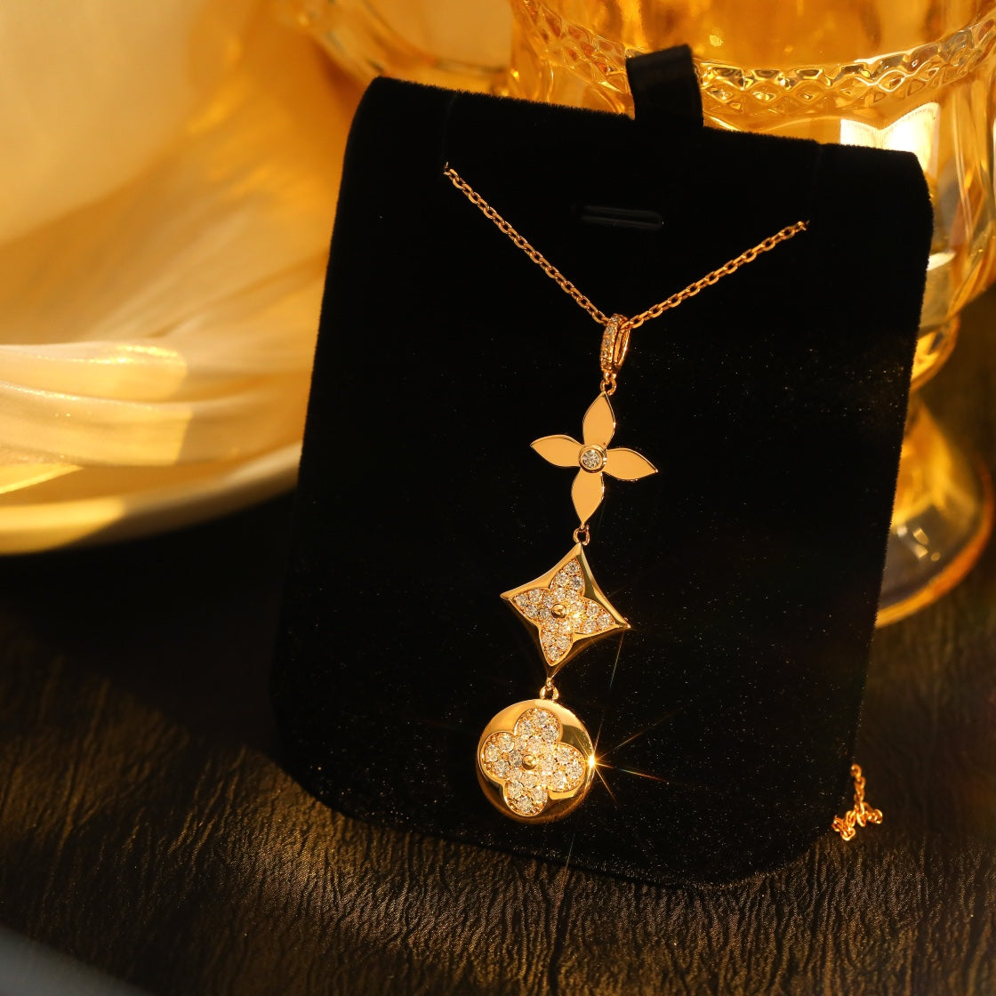 ¡®Loco¡¯STAR AND SUN DIAMOND PINK GOLD NECKLACE