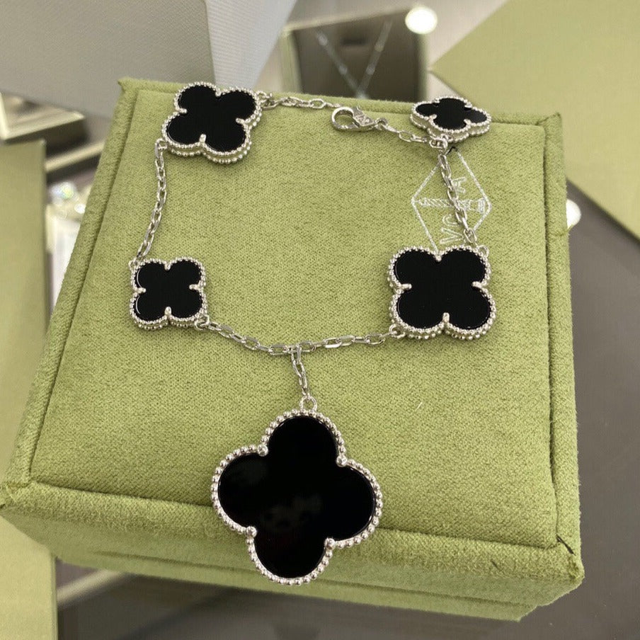 ¡®Loco¡¯CLOVER 5 MOTIFS SIVLER ONYX BRACELET