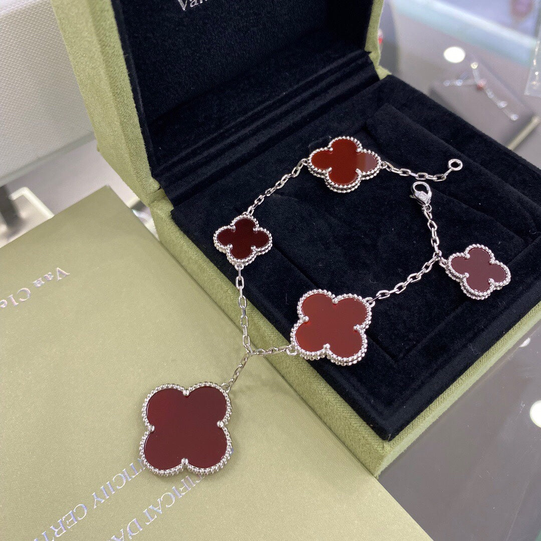 ¡®Loco¡¯CLOVER 5 MOTIFS SIVLER CARNELIAN BRACELET