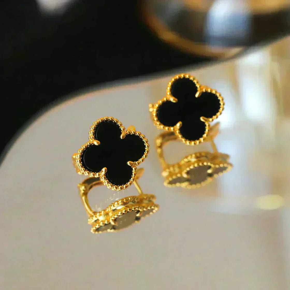 ¡®Loco¡¯CLOVER MEDIUM 1 MOTIFS  ONYX STUD EARRINGS