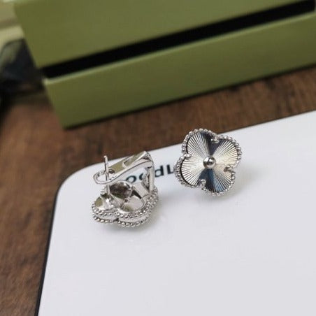 ¡®Loco¡¯CLOVER MEDIUM STUD EARRINGS