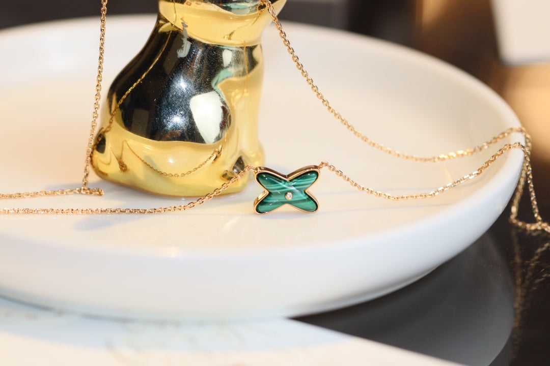 ¡®Loco¡¯JEUX MALACHITE 1 DIAMOND PINK GOLD NECKLACE