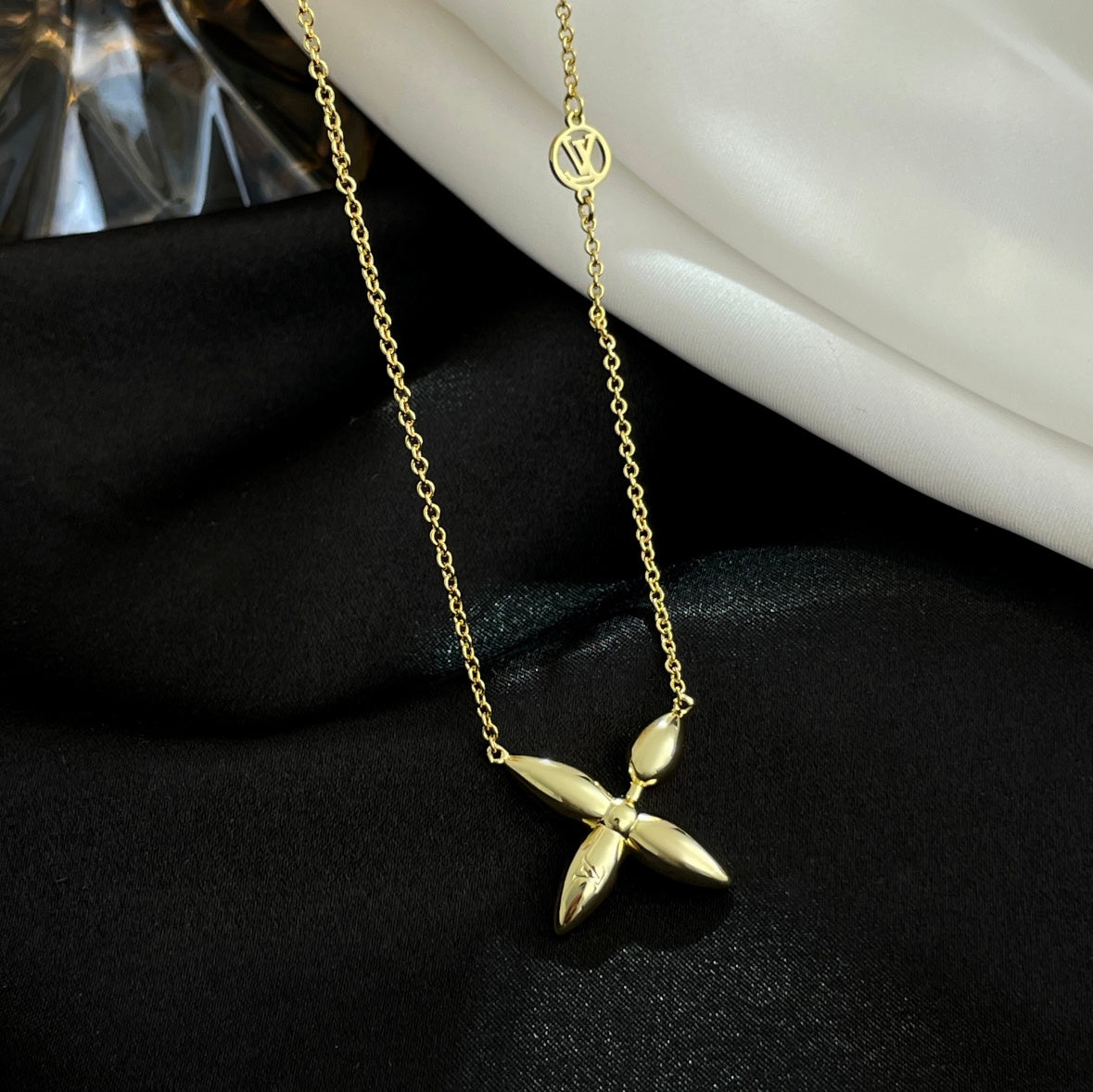 ¡®Loco¡¯LOUISETTE GOLD NECKLACE
