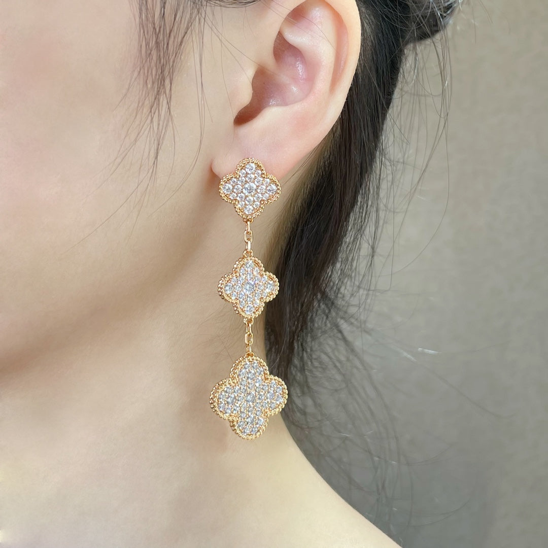 ¡®Loco¡¯CLOVER 3 MOTIFS DIAMOND PAVED ROSE GOLD EARRINGS