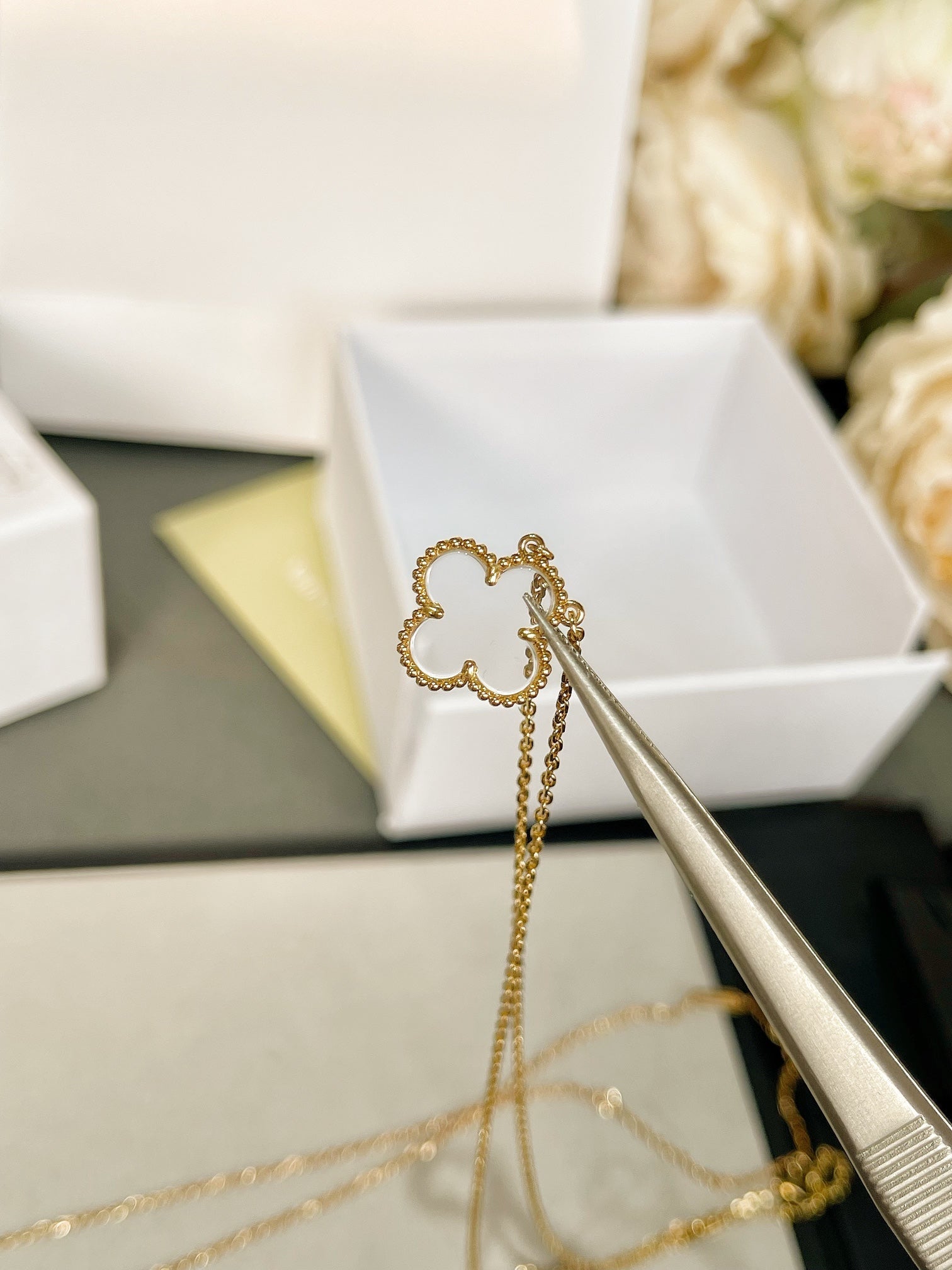 ¡®Loco¡¯CLOVER ROCK CRYSTAL ROSE GOLD NECKLACE