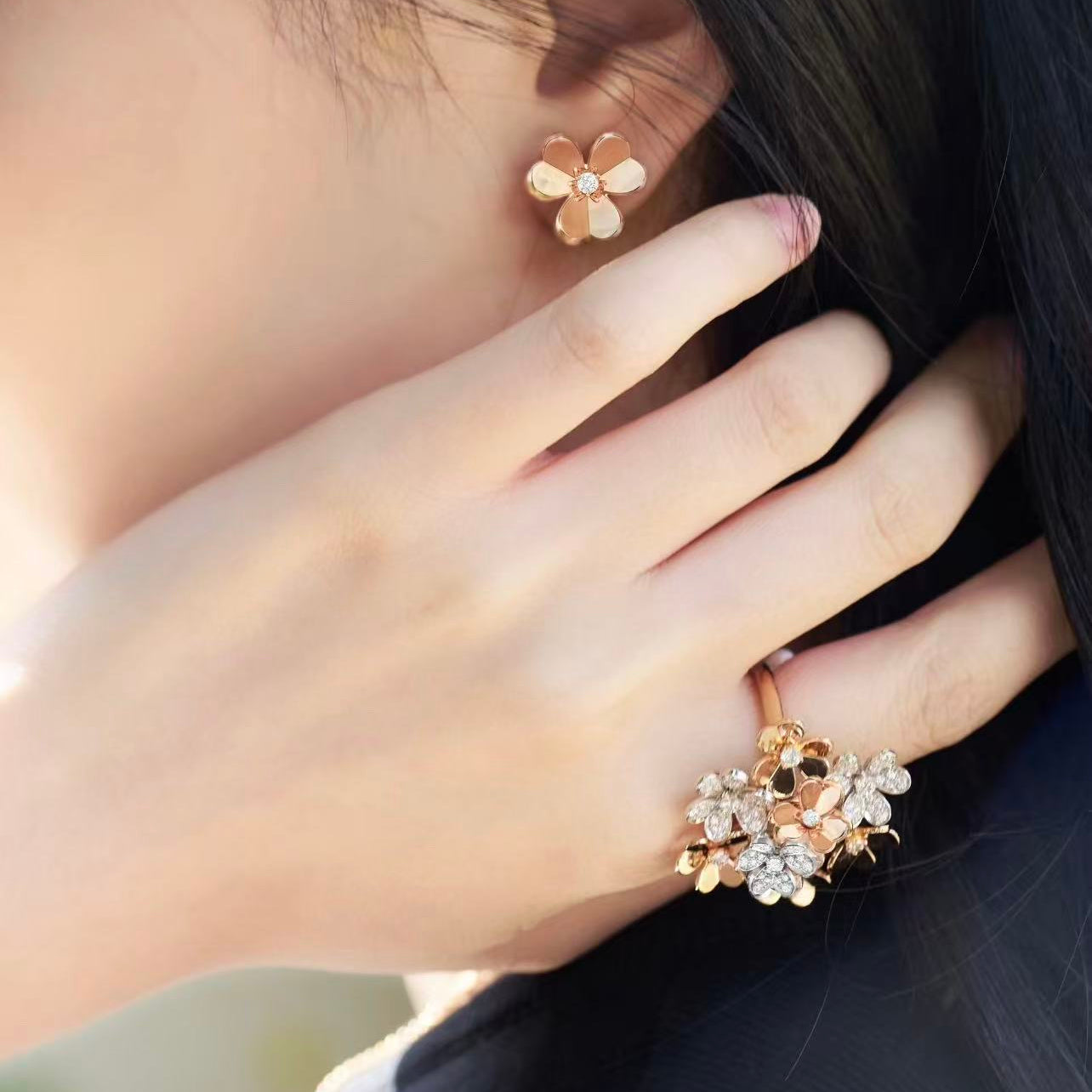 ¡®Loco¡¯FRIVOLE MINI FLOWER EARRINGS