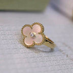 ¡®Loco¡¯CLOVER PINK MOP RING GOLD DIAMOND