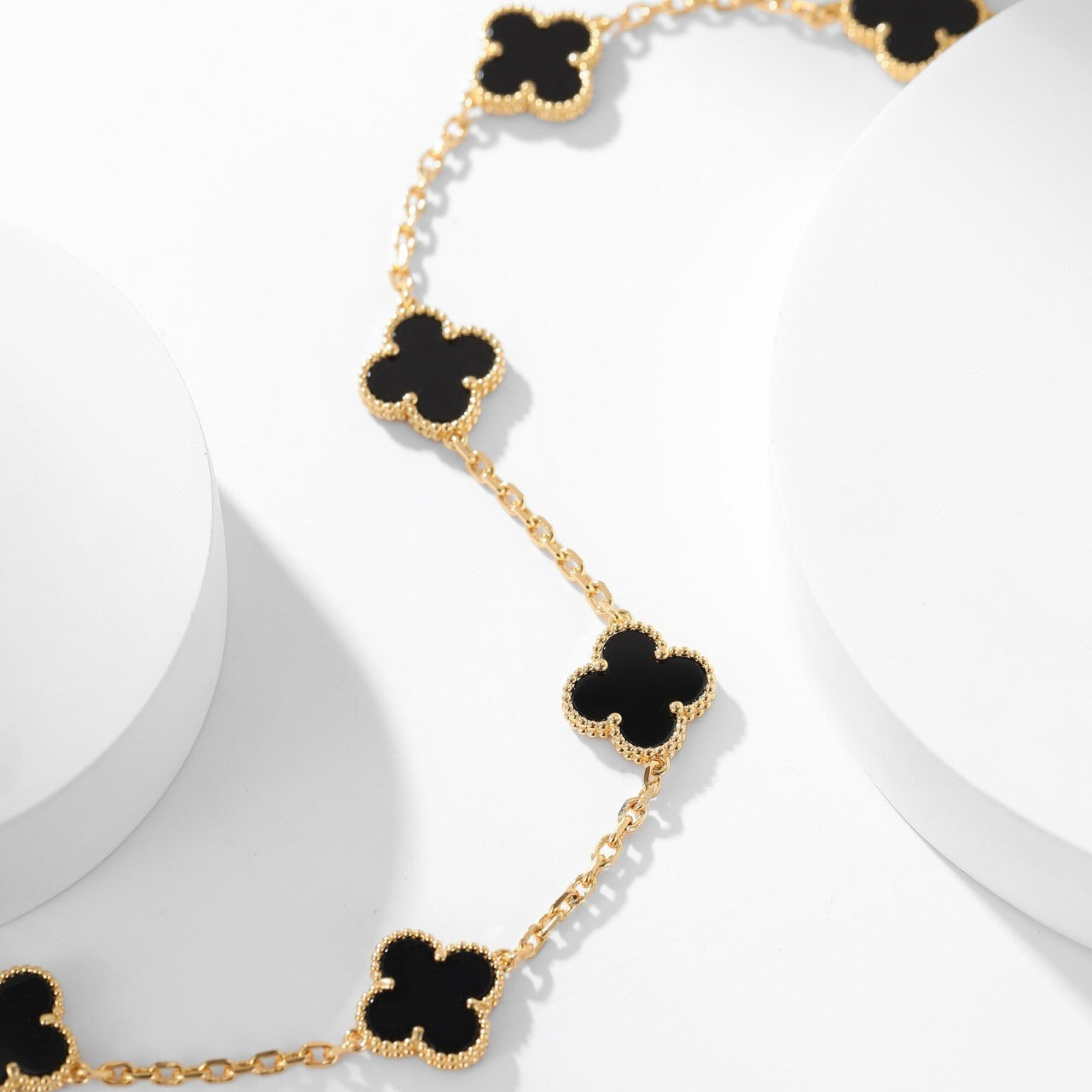 ¡®Loco¡¯CLOVER 10 MOTIFS ONYX NECKLACE