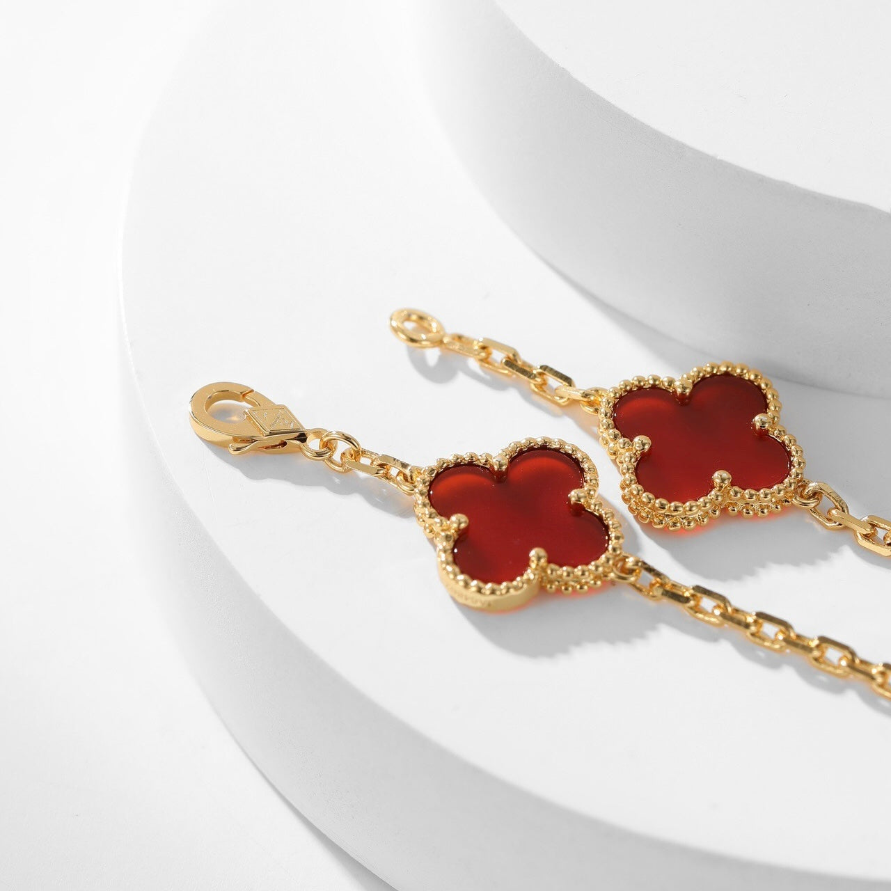 ¡®Loco¡¯CLOVER 10 MOTIFS CARNELIAN NECKLACE