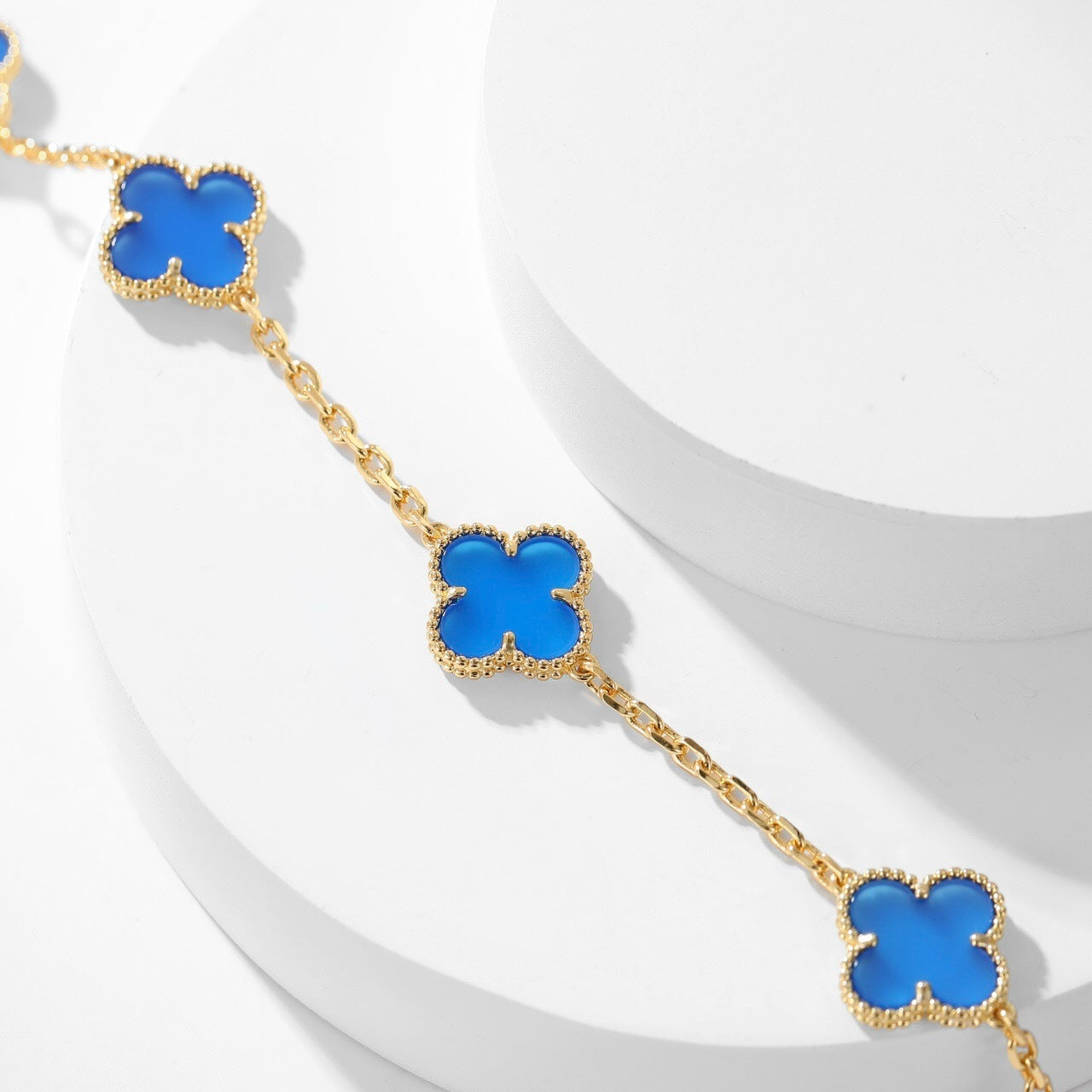 ¡®Loco¡¯CLOVER 10 MOTIFS BLUE AGATE NECKLACE