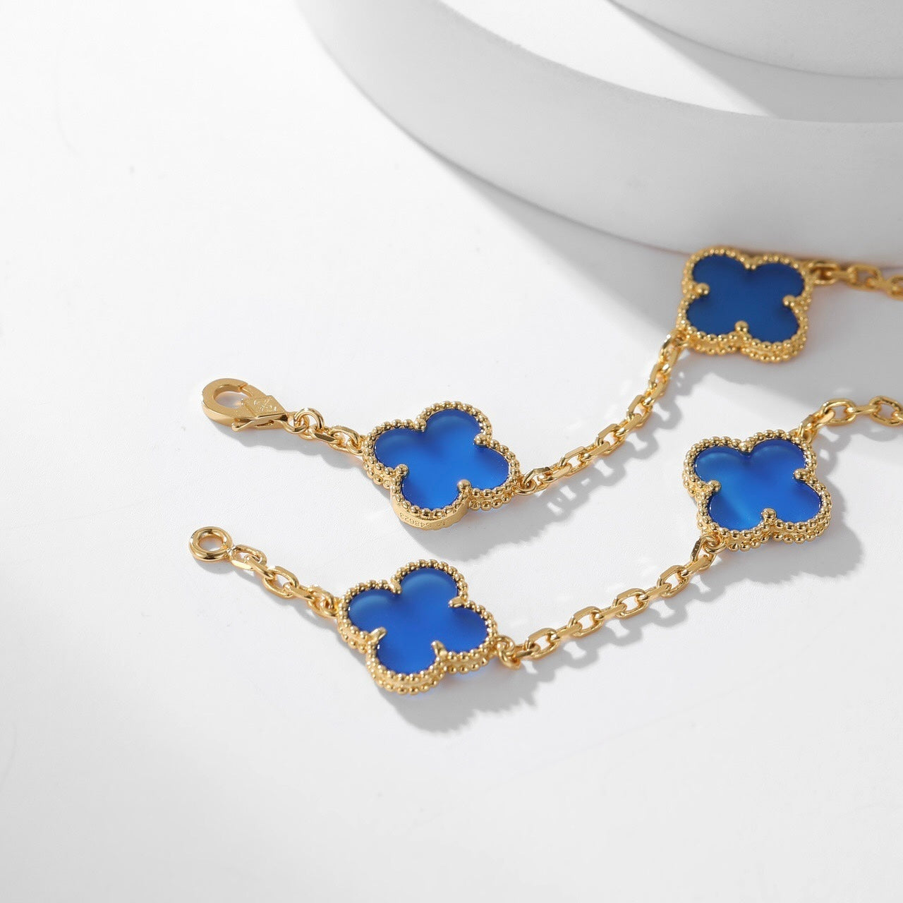 ¡®Loco¡¯CLOVER 10 MOTIFS BLUE AGATE NECKLACE