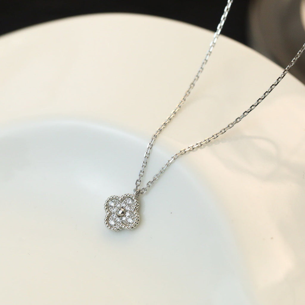 ¡®Loco¡¯CLOVER MINI 9.5MM PENDANT DIAMOND NECKLACE
