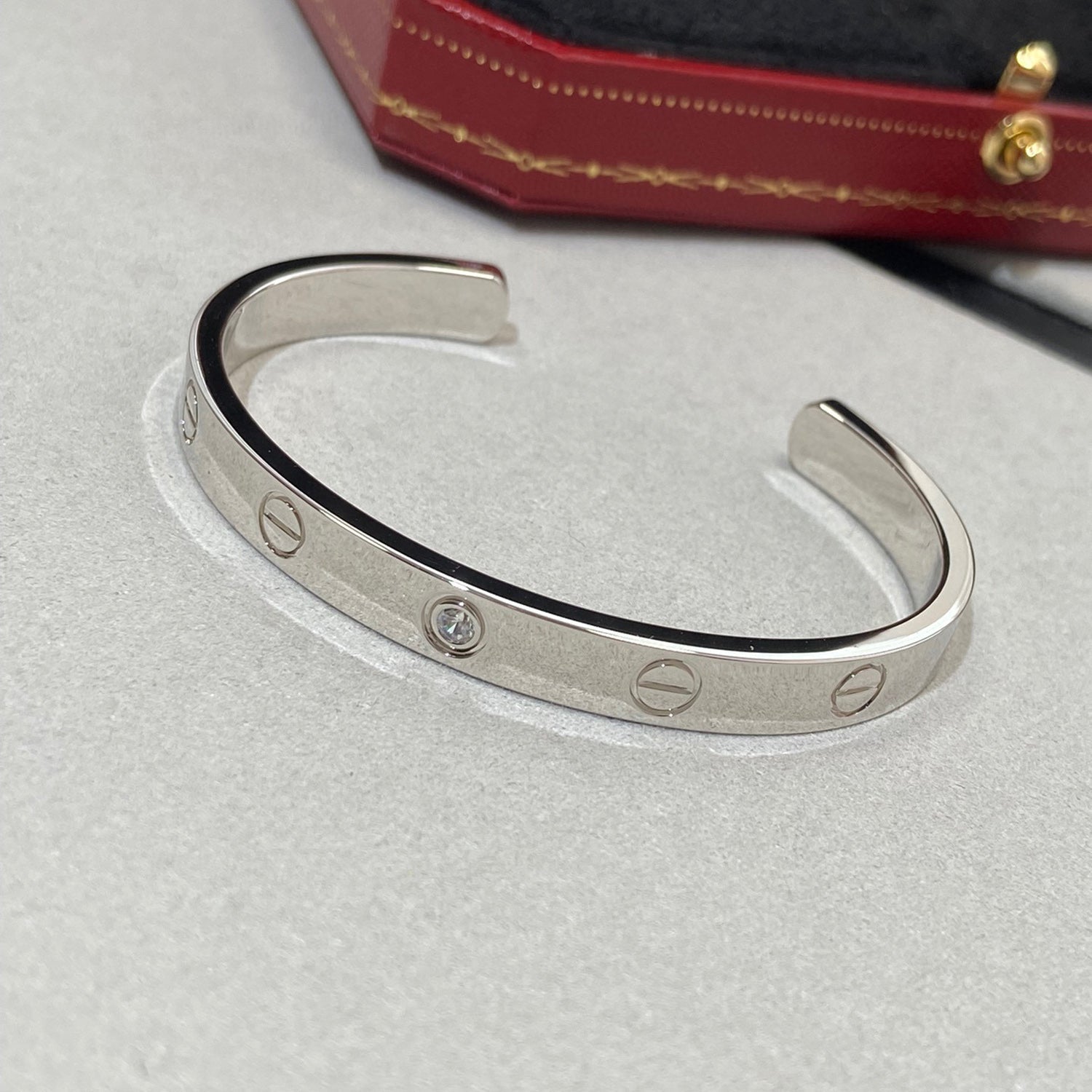 ¡®Loco¡¯LOVE BRACELET 6.1MM 1 DIAMOND OPEN CUFF