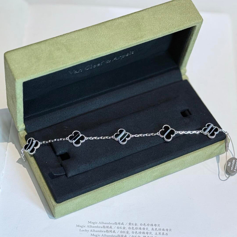 ¡®Loco¡¯CLOVER 5 MOTIF VEINED ONYX BRACELET SILVER