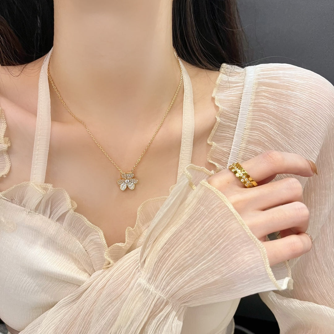 ¡®Loco¡¯FLOWER DIAMOND NECKLACE