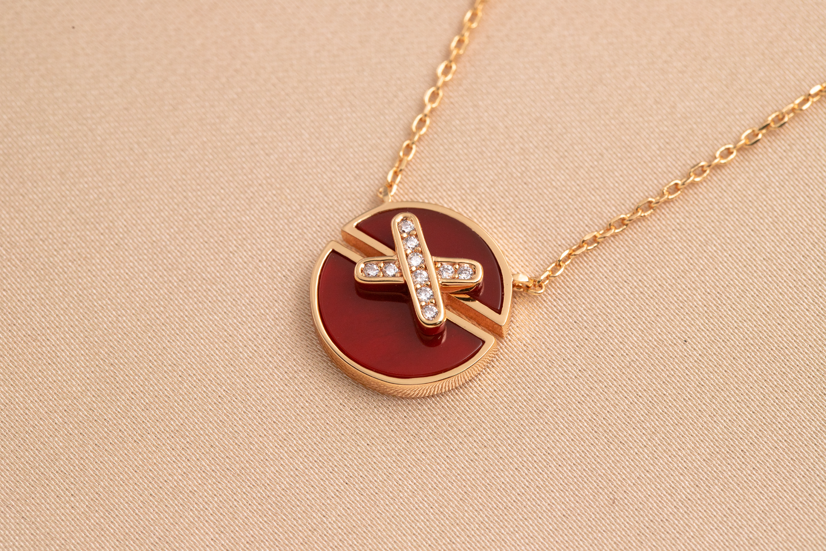 ¡®Loco¡¯JEUX DE PINK GOLD DIAMOND NECKLACE