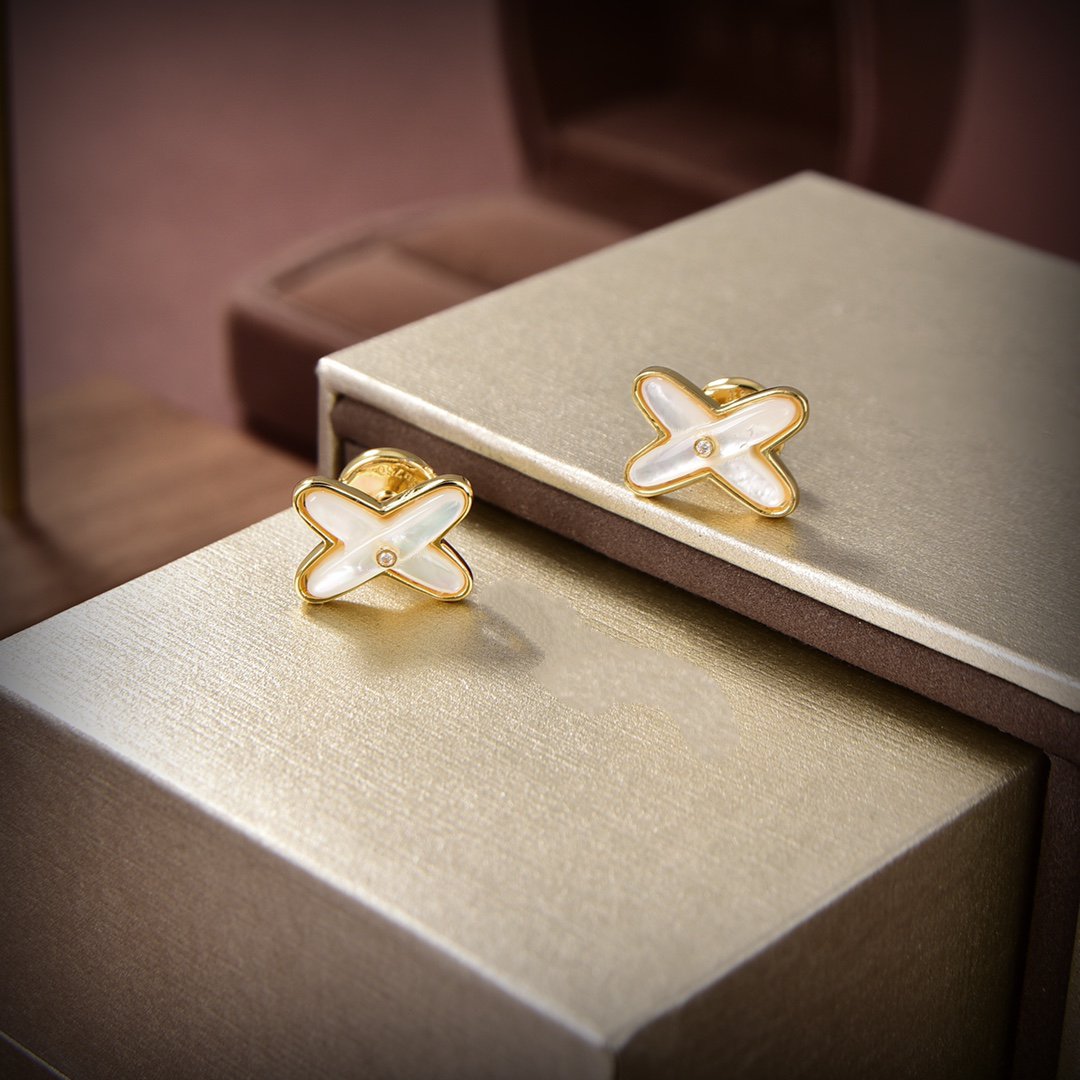 ¡®Loco¡¯JEUX DE WHITE MOP GOLD DIAMOND EARRINGS