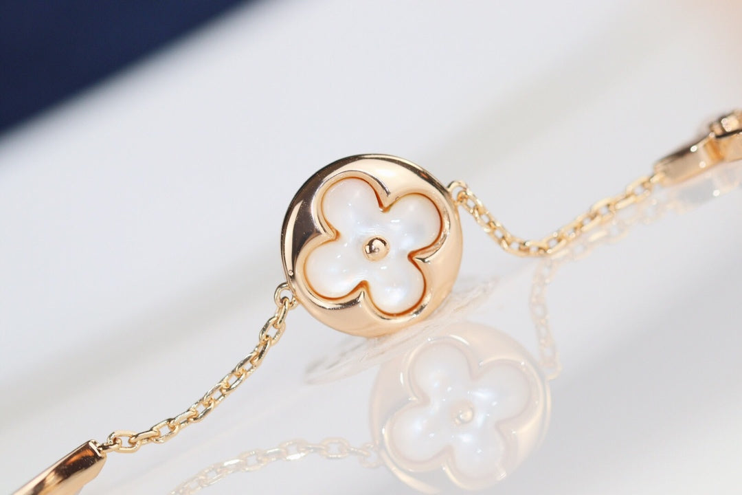 ¡®Loco¡¯LEAF CLOVER BRACELET