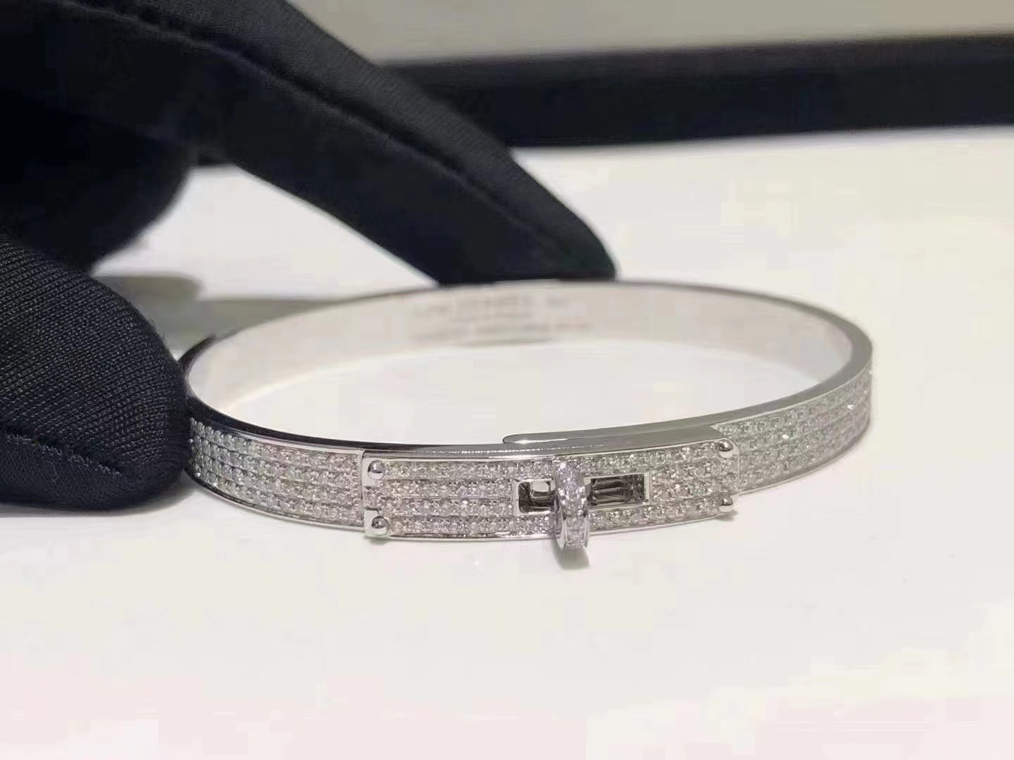 ¡®Loco¡¯HM KELLY BRACELET IN SILVER AND FULL PAVE DIAMOND