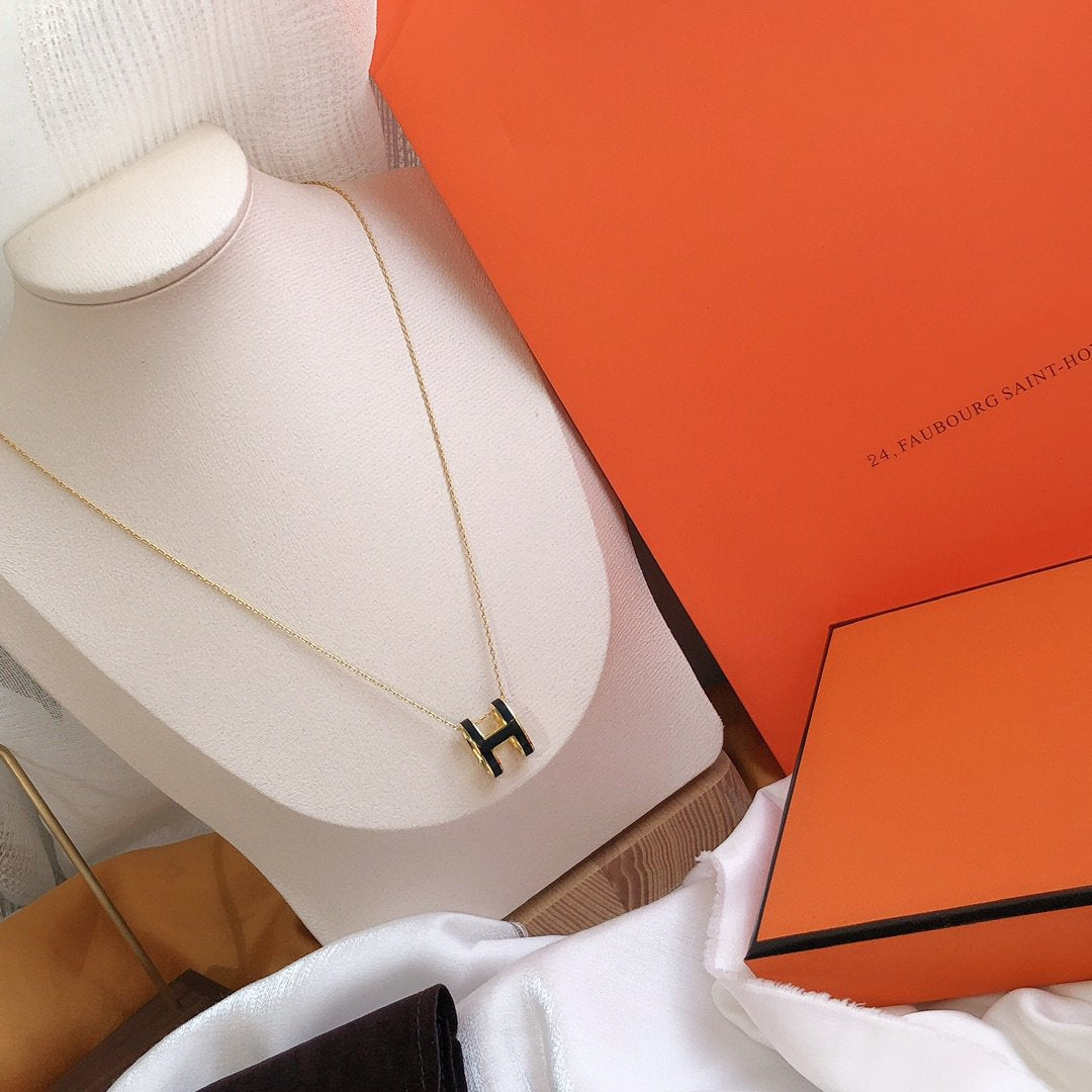 ¡®Loco¡¯HM CLIC BLACK ENAMEL GOLD NECKLACE