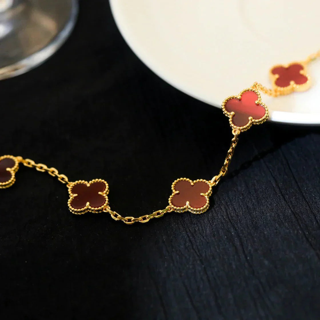 [Loco]New  CLOVER 5 MOTIF RED CORNELIAN BRACELET COLLECTION