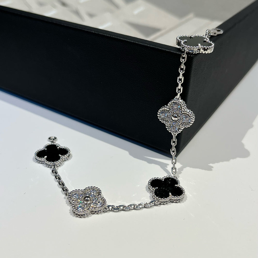 [Loco]New CLOVER 5 MOTIF ONYXS BRACELET COLLECTION