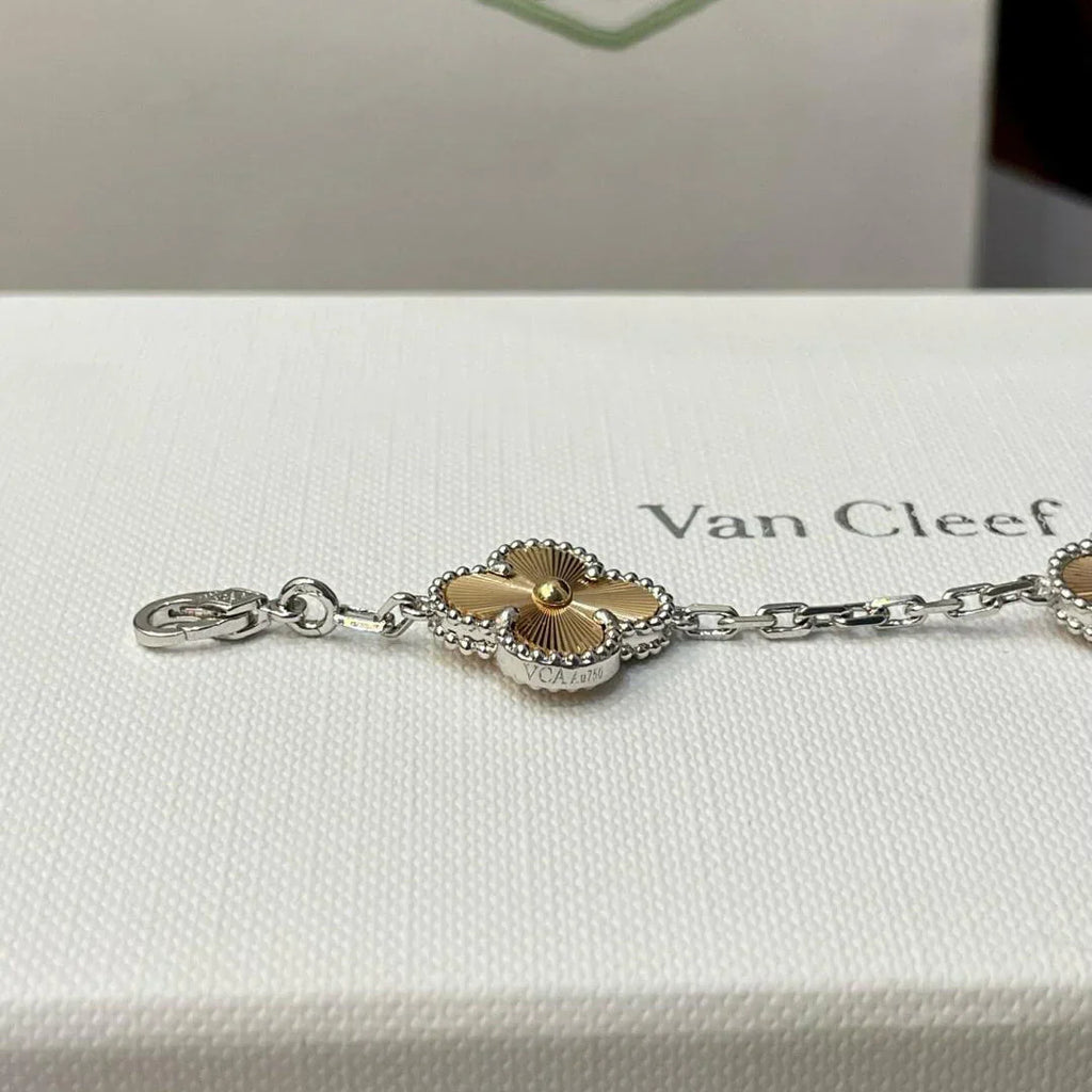 [Loco]New  CLOVER 5 MOTIF LASER BRACELET COLLECTION