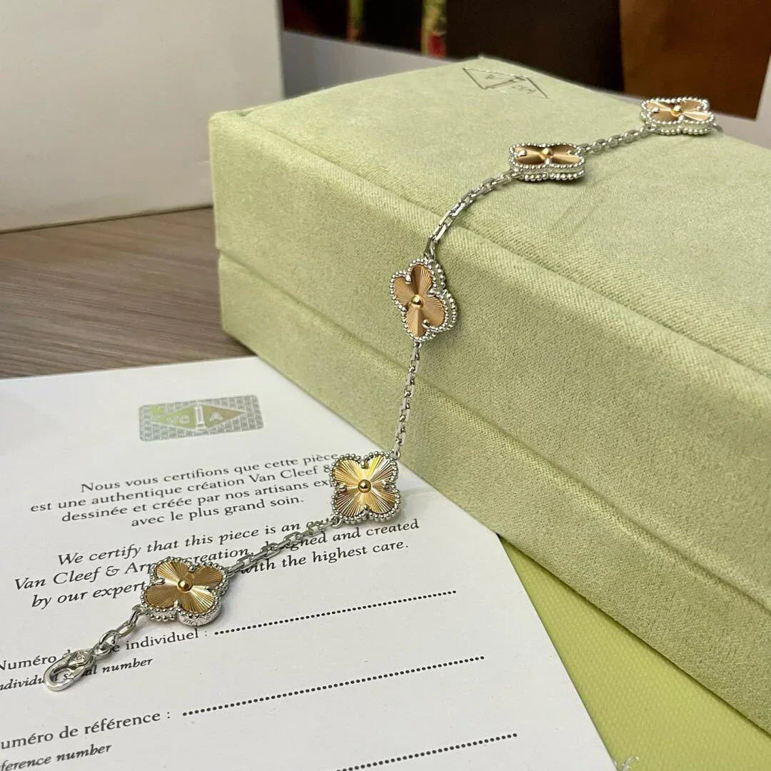 [Loco]New  CLOVER 5 MOTIF LASER BRACELET COLLECTION