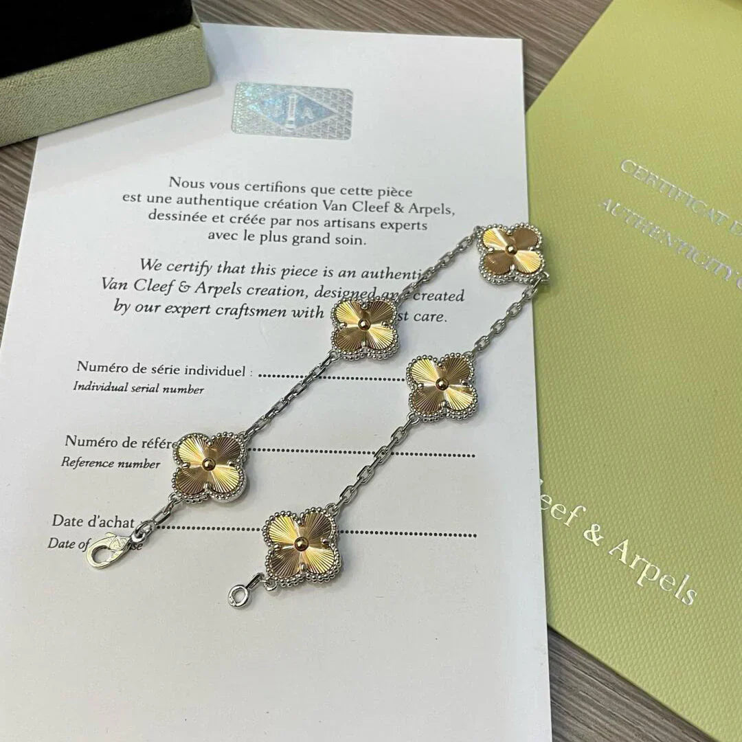 [Loco]New  CLOVER 5 MOTIF LASER BRACELET COLLECTION