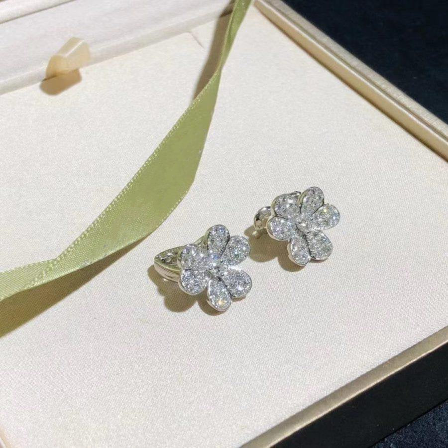 ¡®Loco¡¯FRIVOLE SILVER FLOWER DIAMOND EARRINGS