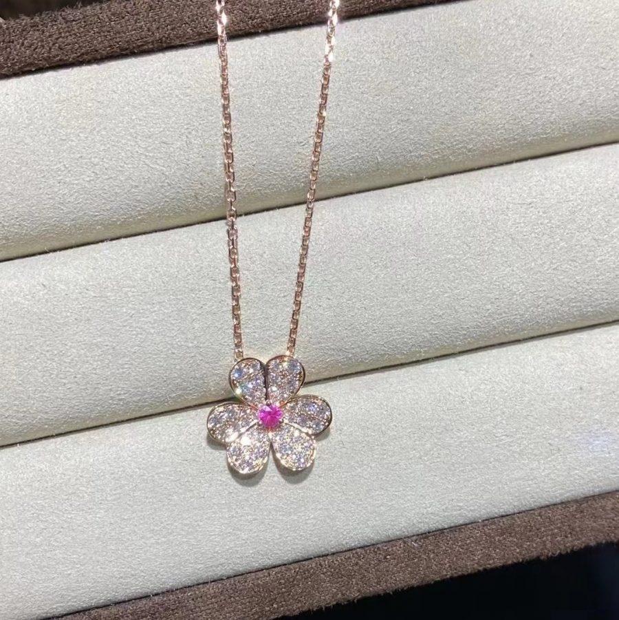 ¡®Loco¡¯FRIVOLE ROSE GOLD FLOWER DIAMOND NECKLACE