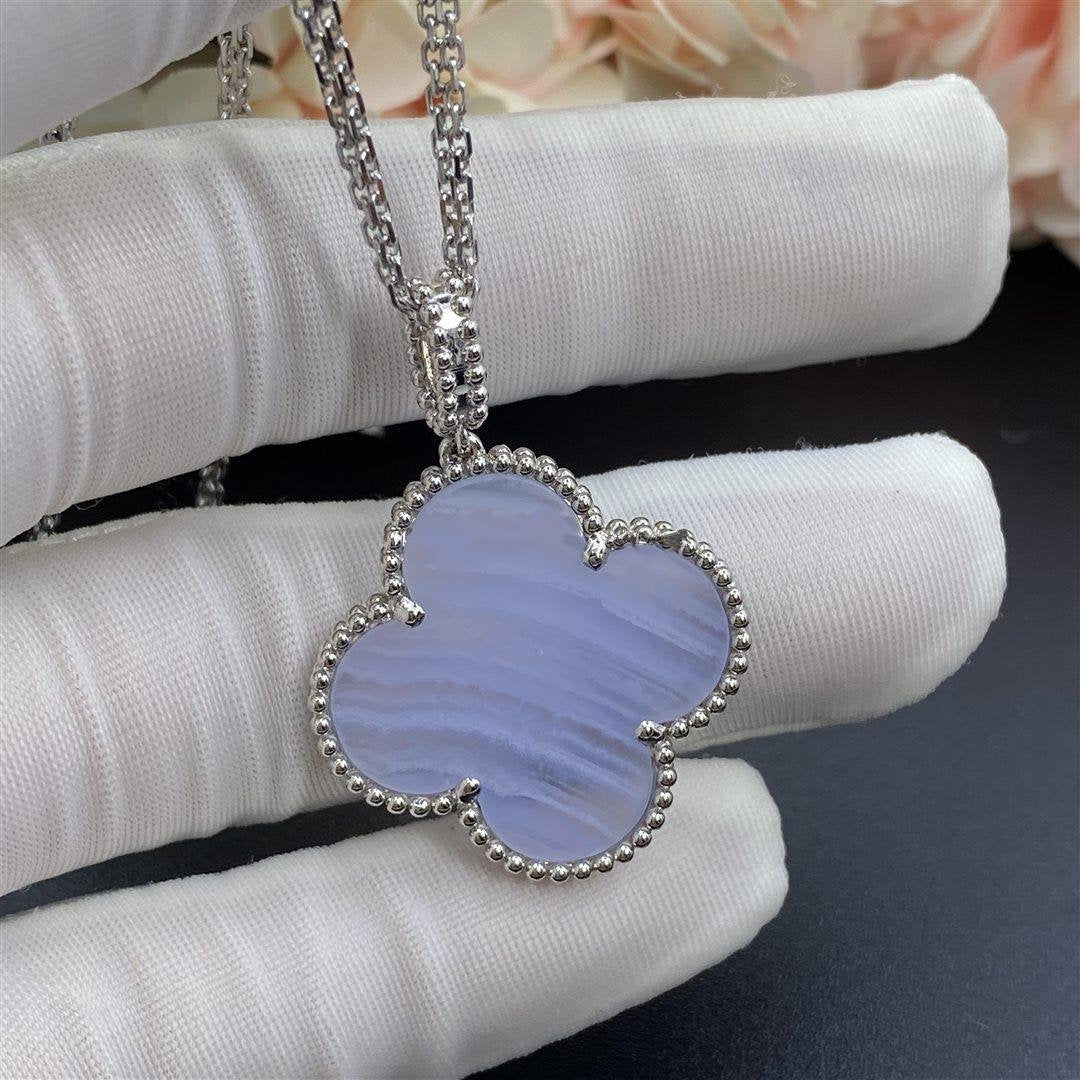 ¡®Loco¡¯CLOVER SILVER CHALCEDONY BIG CLOVER NECKLACE