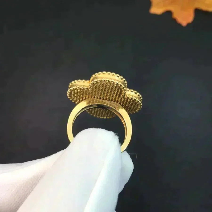 ¡®Loco¡¯CLOVER MALACHITE RING