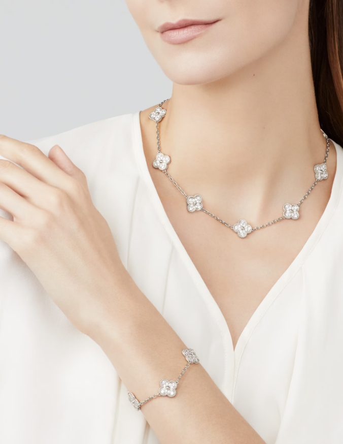 [¡®Loco¡¯]CLOVER 10 MOTIFS FULL DIAMOND NECKLACE